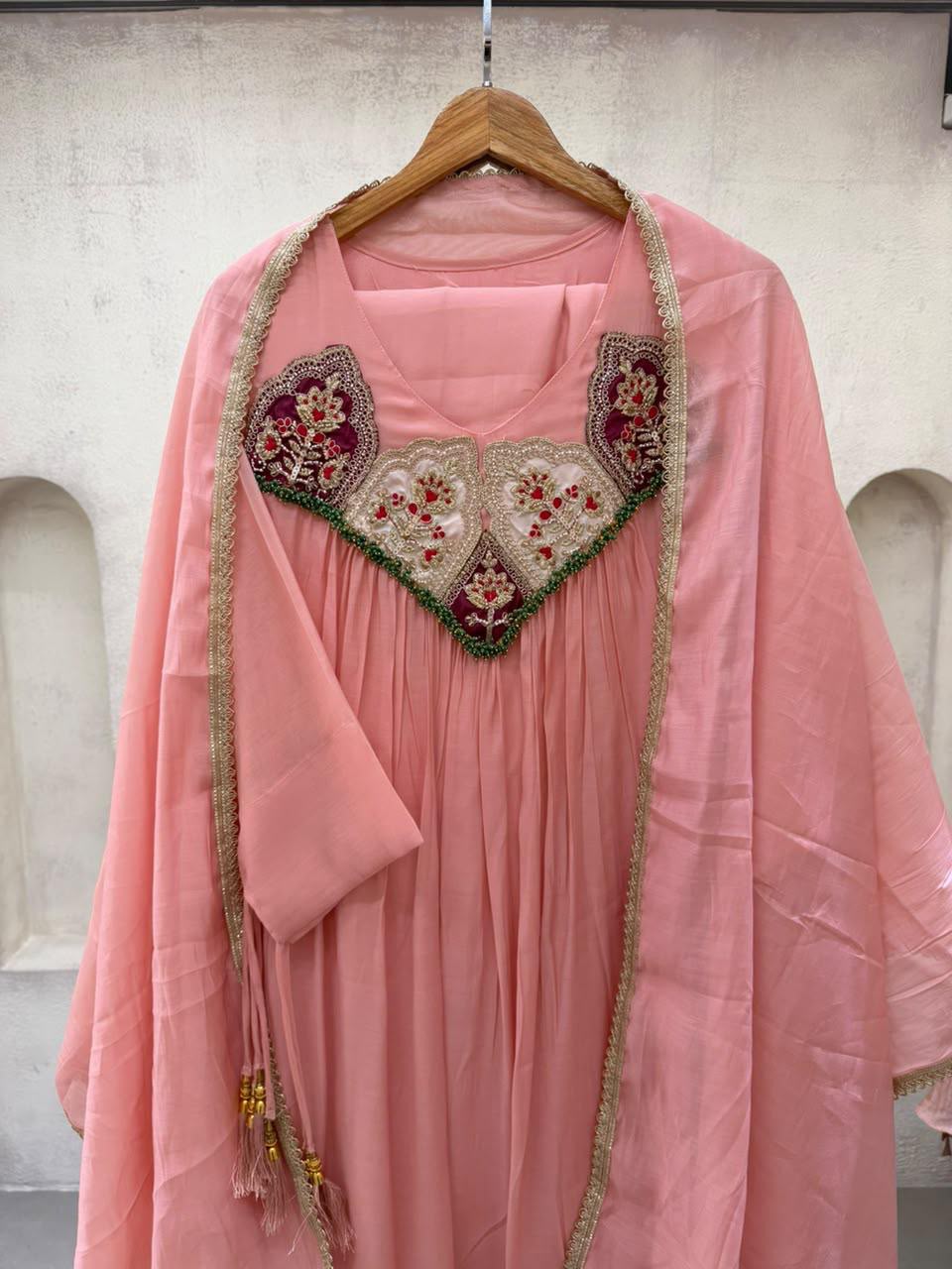 Mul Chanderi Hand Work Ethnic Pair Set | Kurta, Pant & Dupatta – POONAMIKA